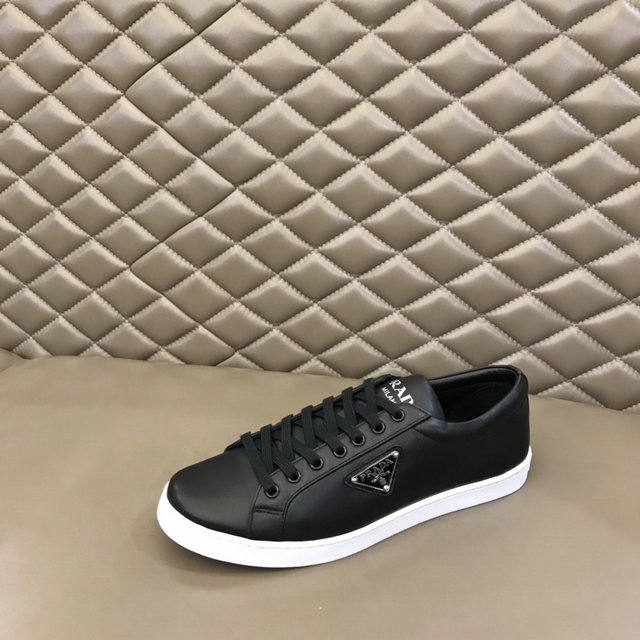 men prada shoes-183